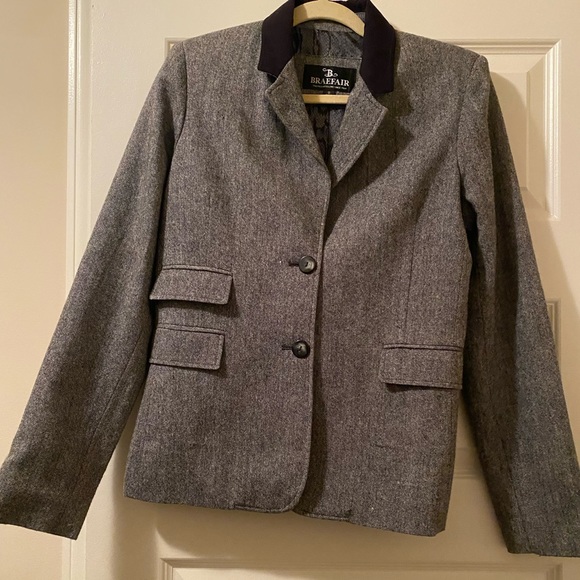 Jackets & Blazers - Braefair tweed jacket suede collar, suede patch on elbow of the jacket size 8.
